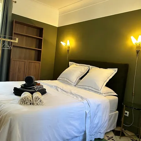 Le Numero 10 3* Bernis