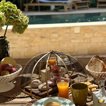 Le Numéro 10 Bernis