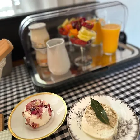 Bed & Breakfast Le Numero 10 Bernis