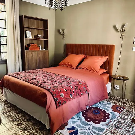 Le Numéro 10 Bed and breakfast Bernis